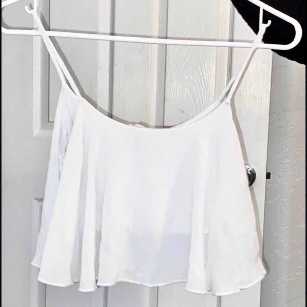 White flowy crop top small